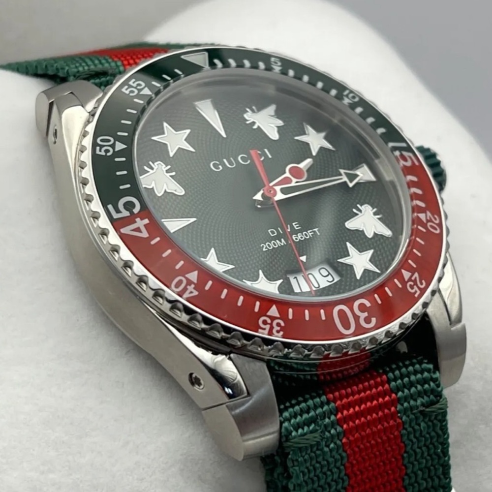 GUCCI 40mm Italian Luxury Watch - Picture 5 of 9